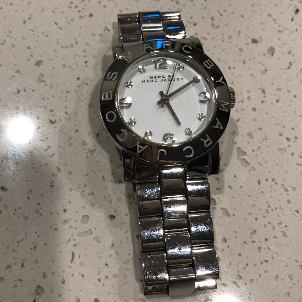 MARC BY MARC JACOBS silver watch